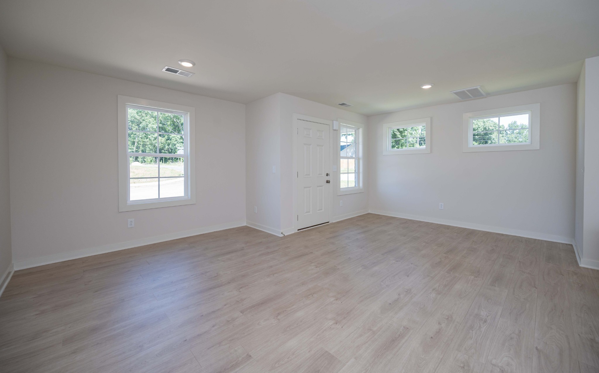 101 Mountaindale Drive Property Photo 5