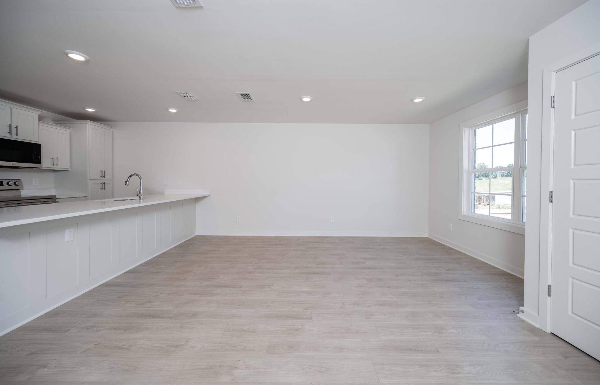 103 Mountaindale Drive Property Photo 3