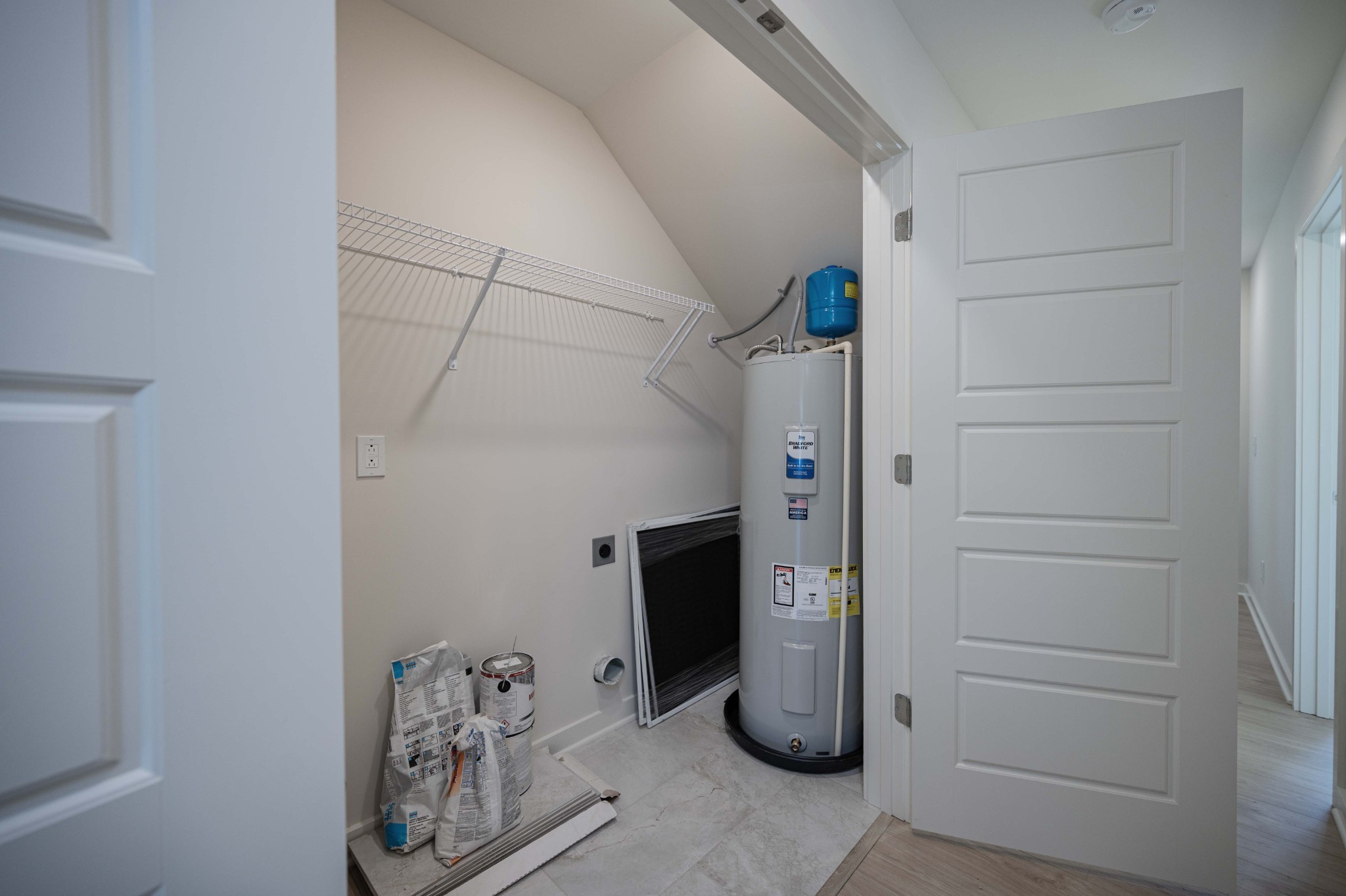 103 Mountaindale Drive Property Photo 11