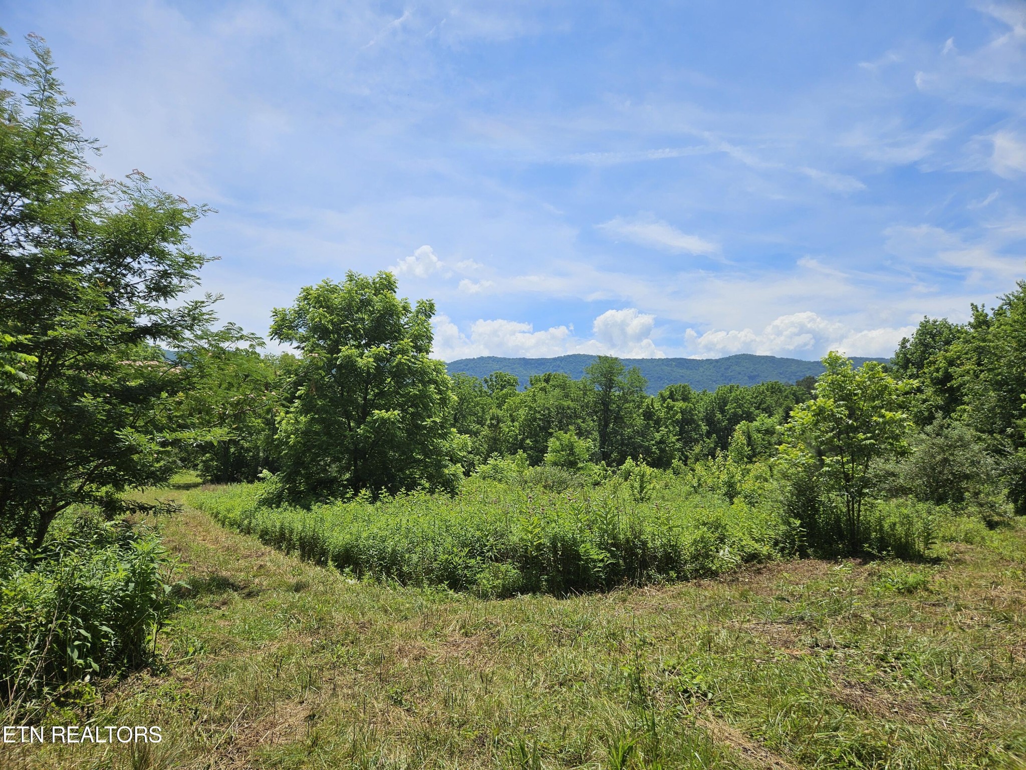 0 SIX MILE RD