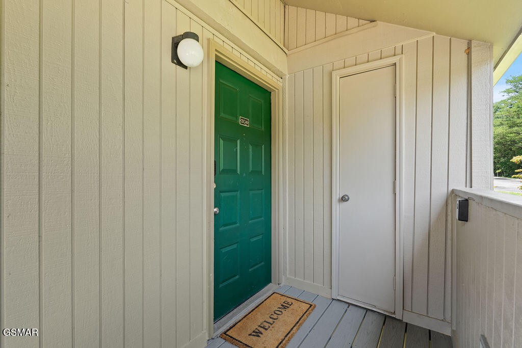 3710 Weber Road Property Photo 14