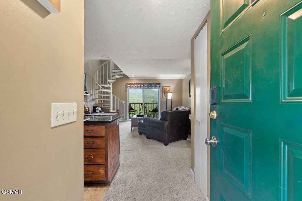 3710 Weber Road Property Photo 15