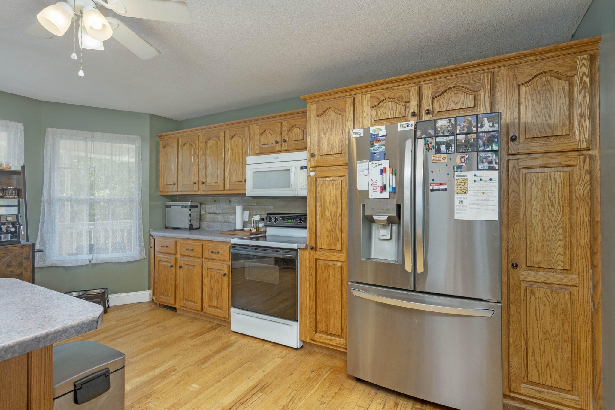290 J L Davis Lane Property Photo 16