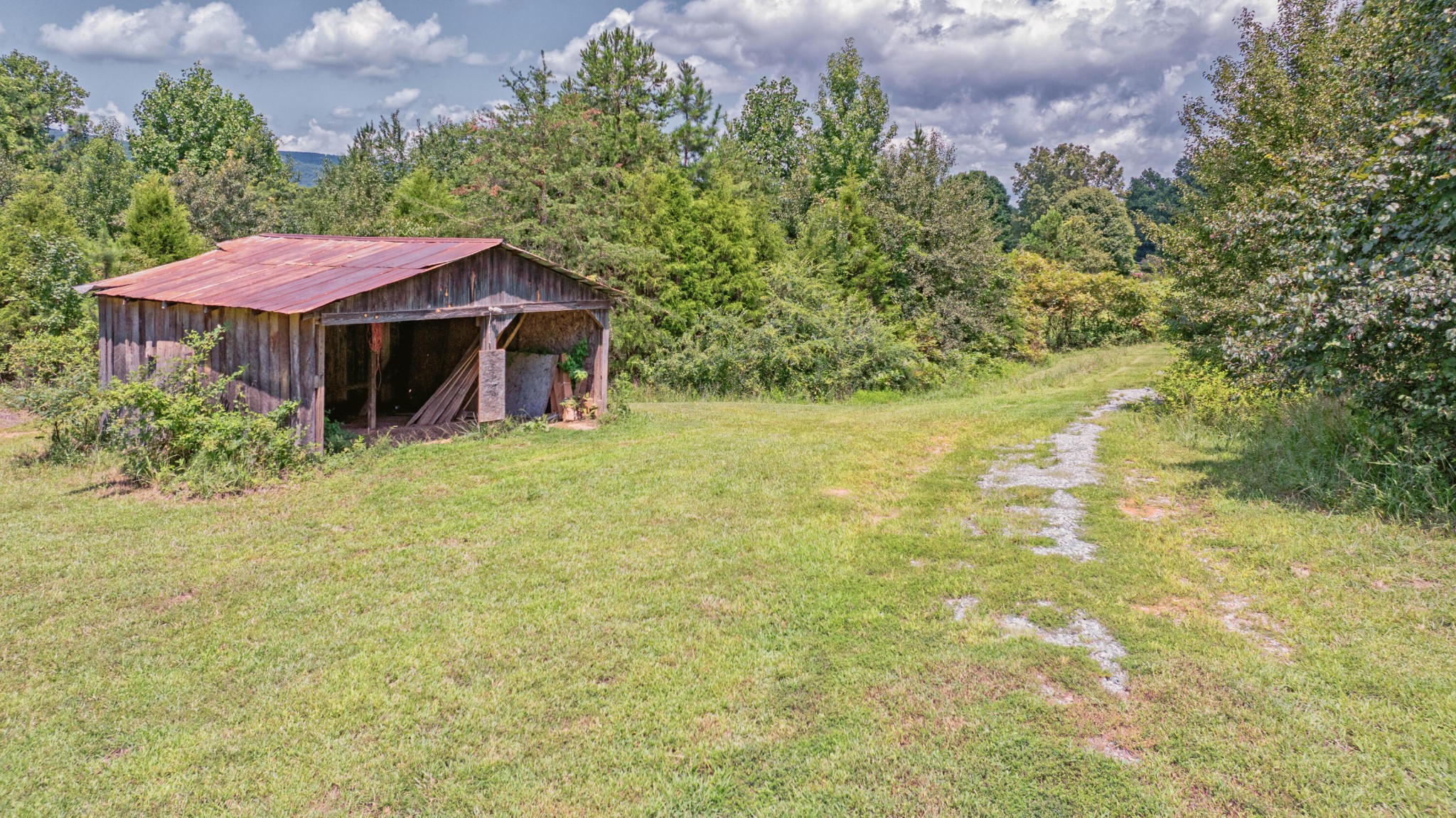 290 J L Davis Lane Property Photo 43