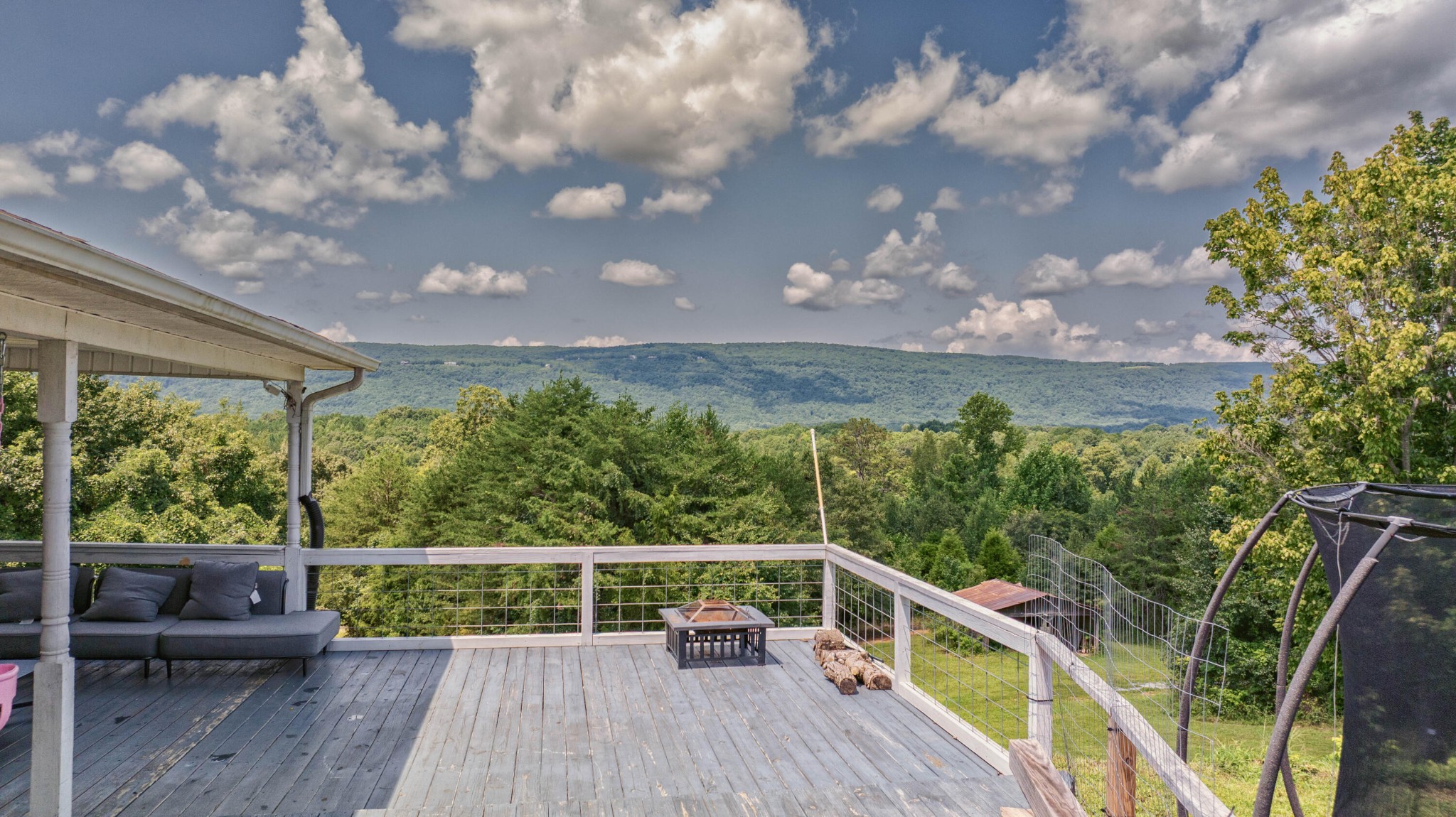 290 J L Davis Lane Property Photo 46