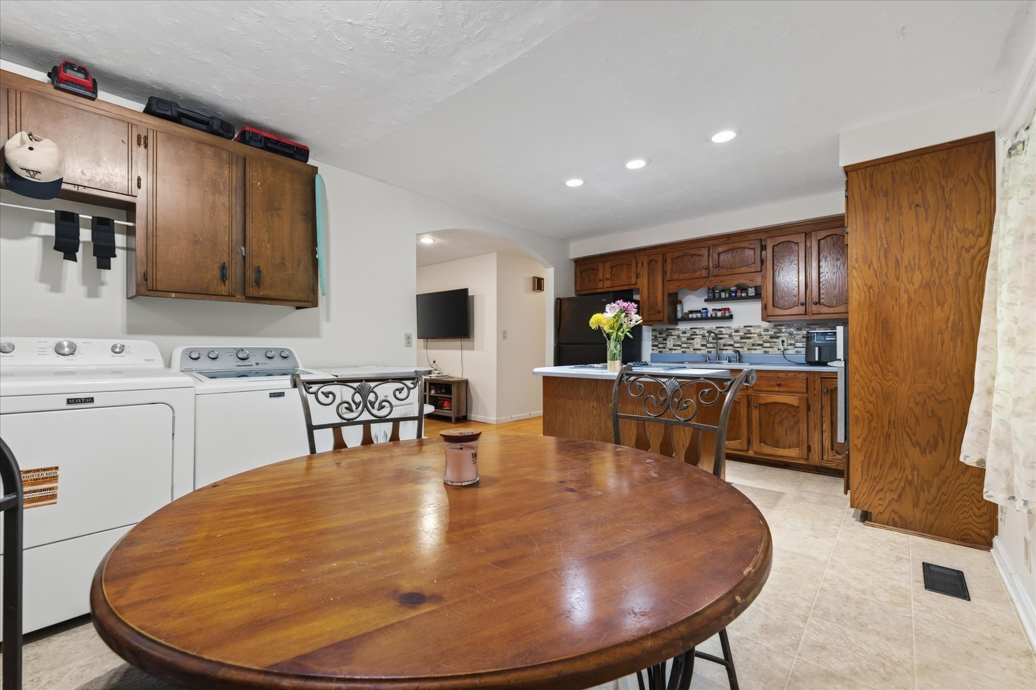 721 Kingsbury Road Property Photo 8