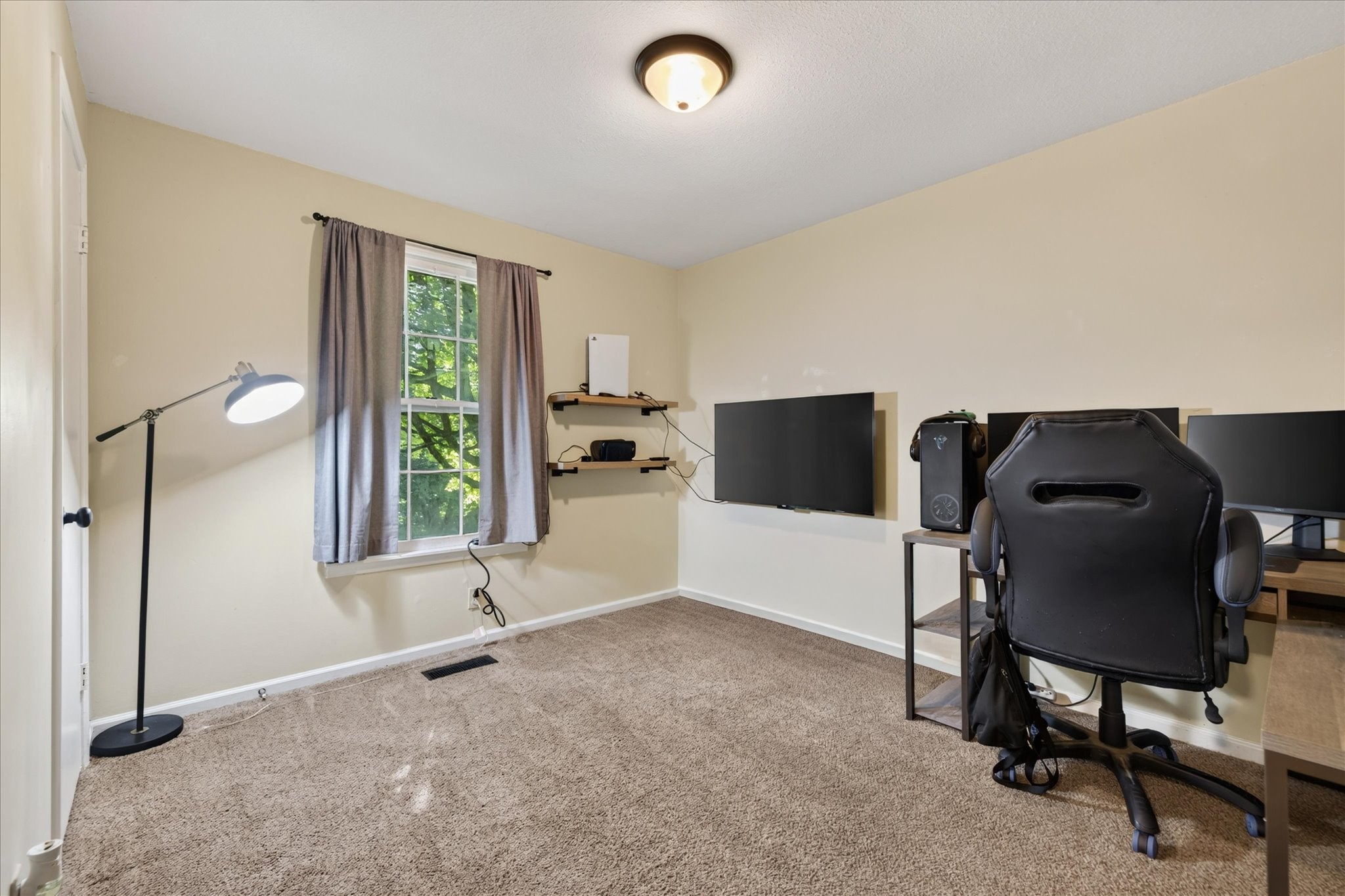 721 Kingsbury Road Property Photo 12