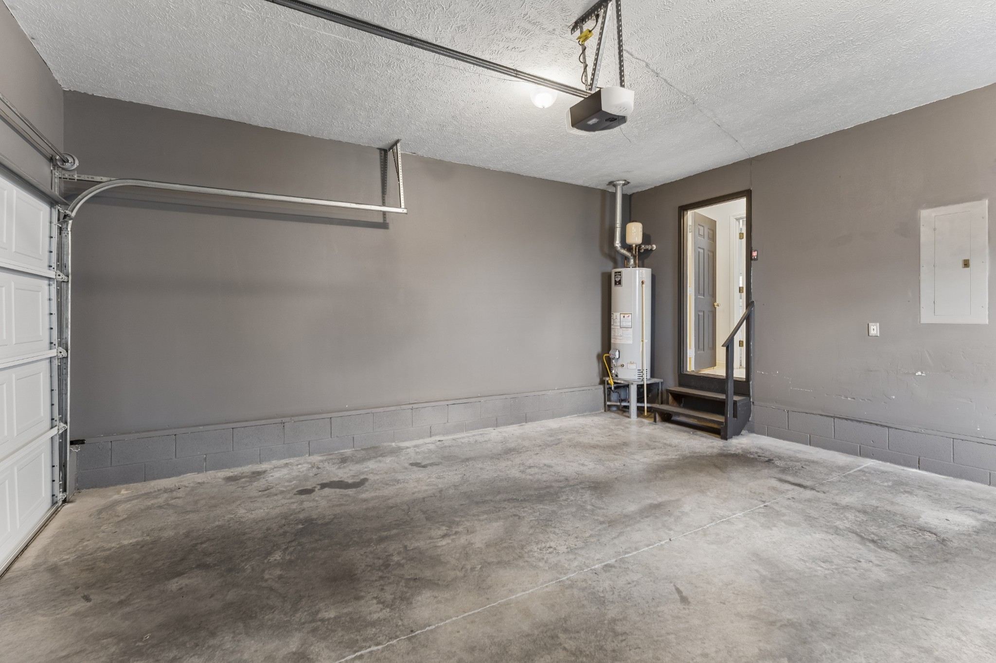 120 Pebble Brook Dr Property Photo 24