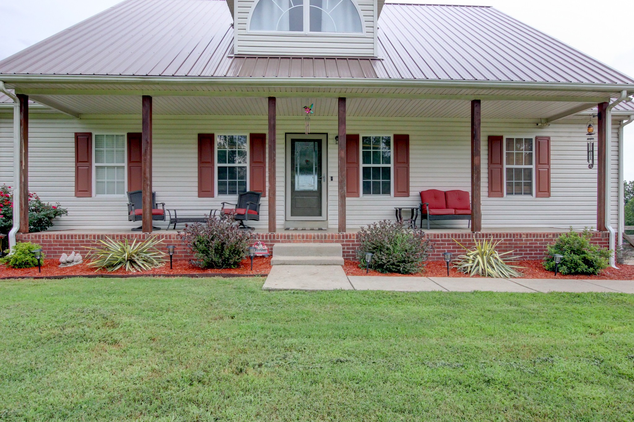 2964 Sweethome Rd Property Photo 6