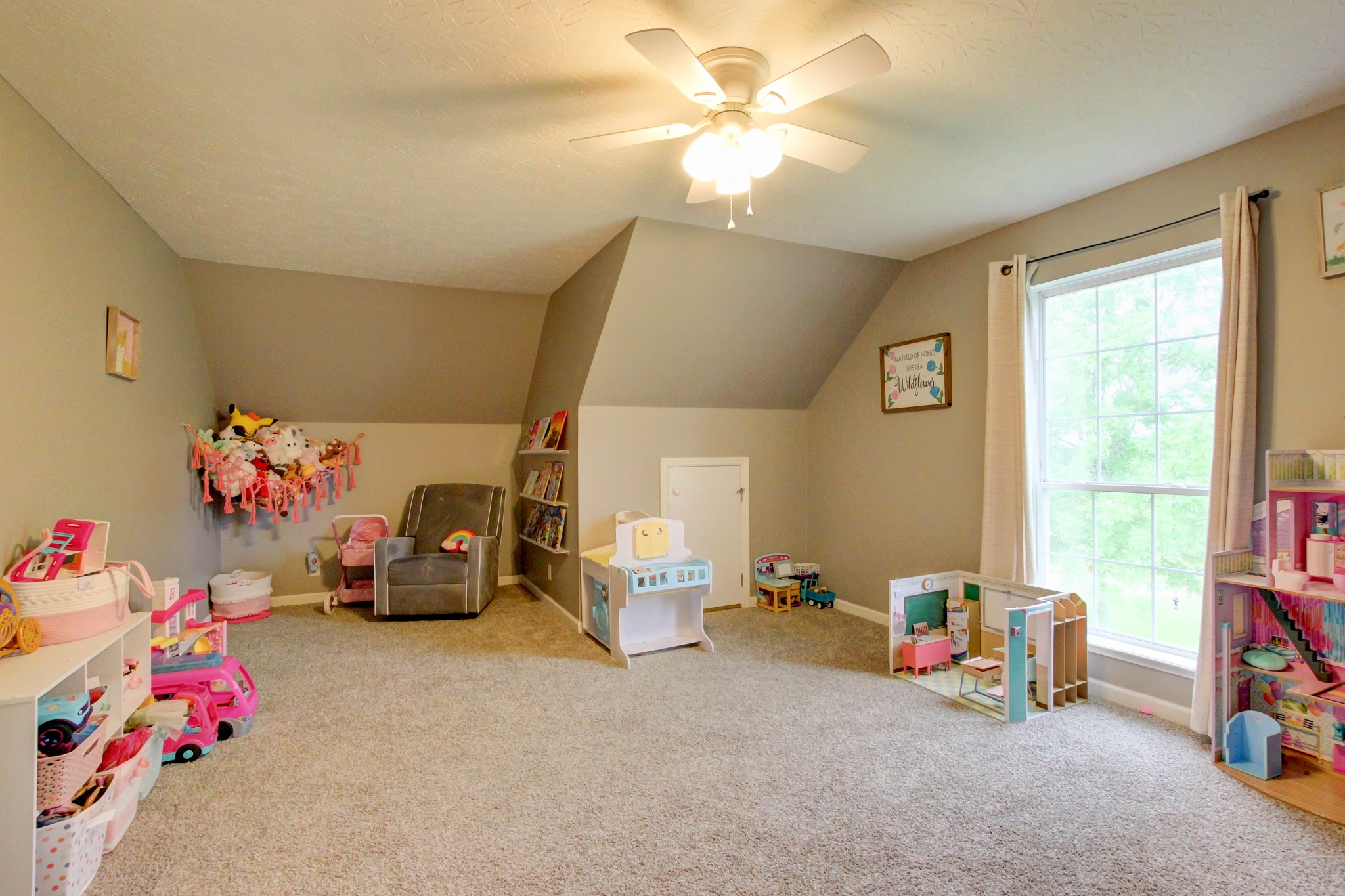2964 Sweethome Rd Property Photo 33