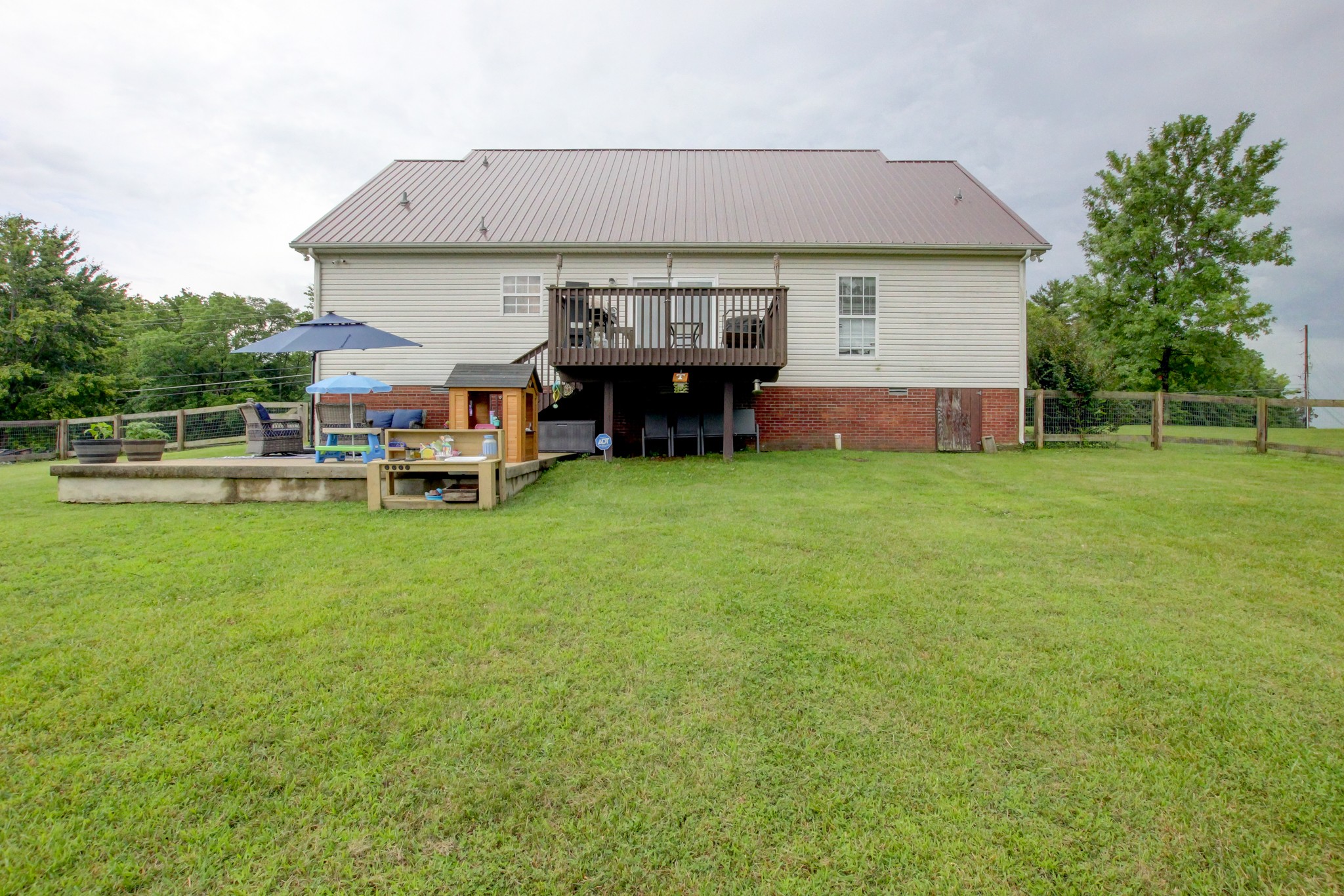 2964 Sweethome Rd Property Photo 40