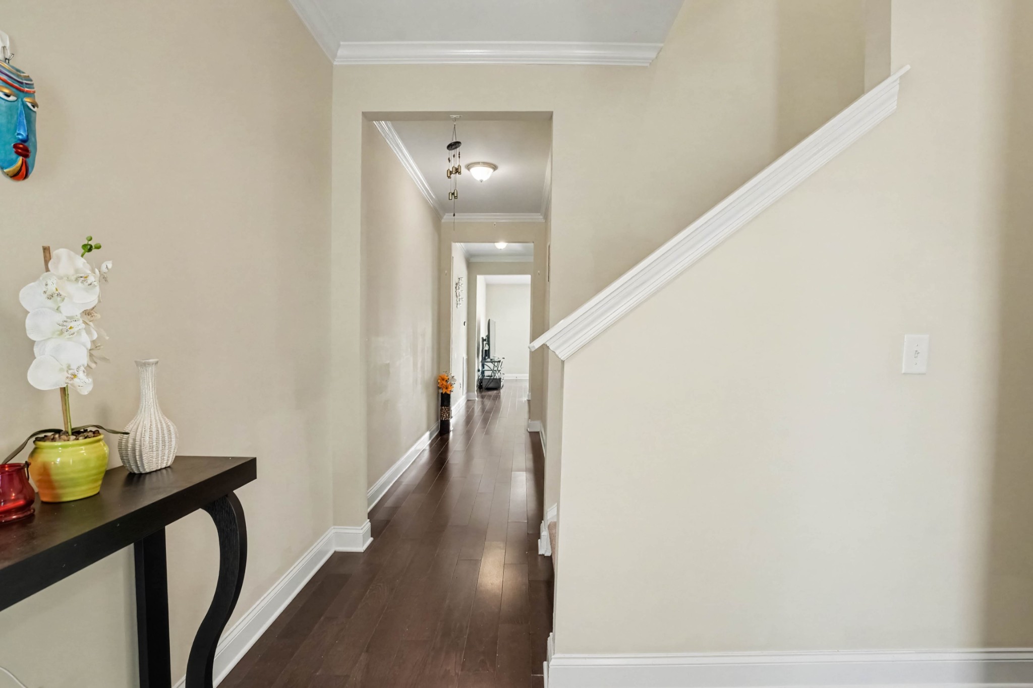 1621 Southhampton Way Property Photo 9