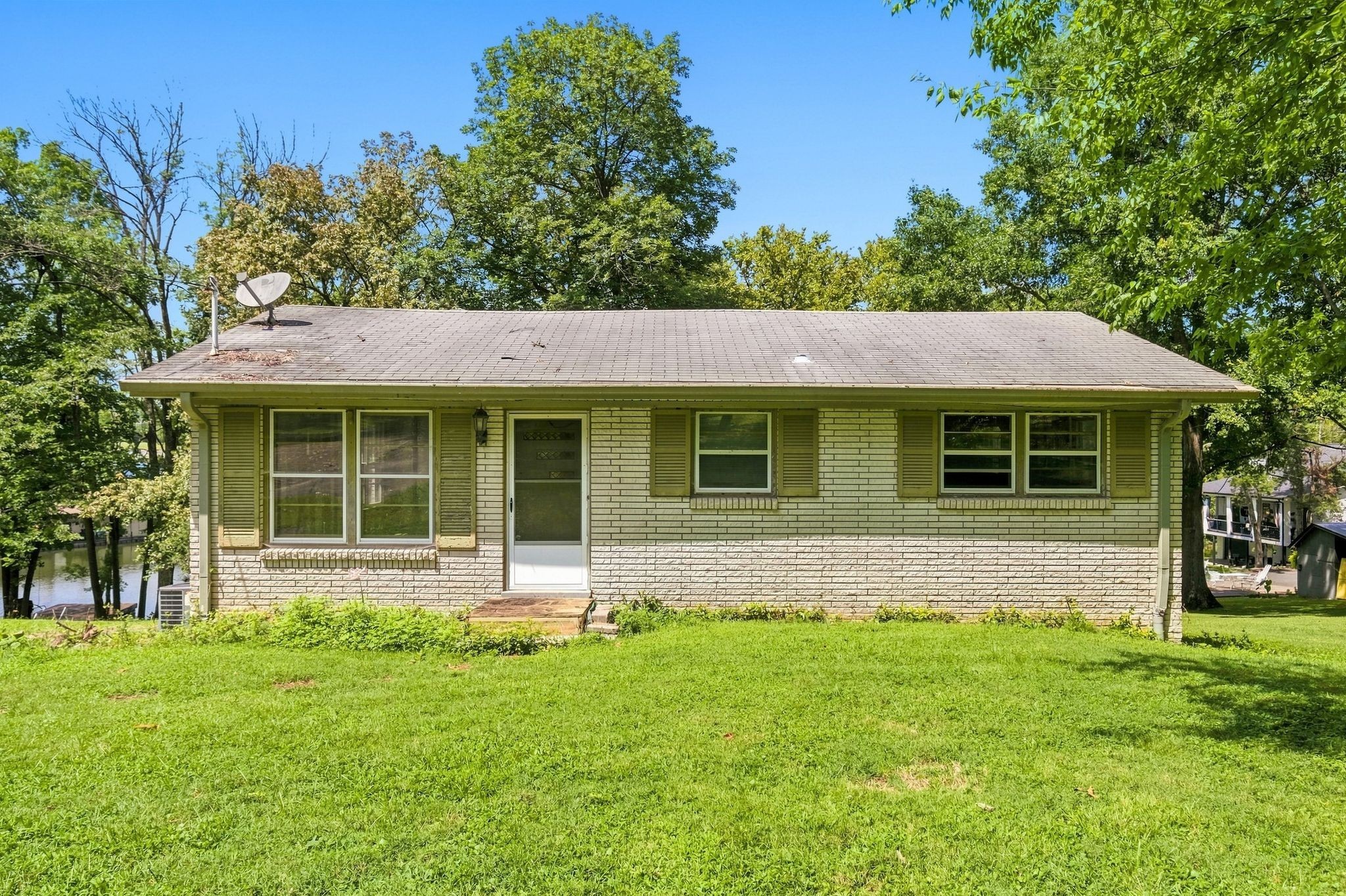 148 Sunset Dr Property Photo 1