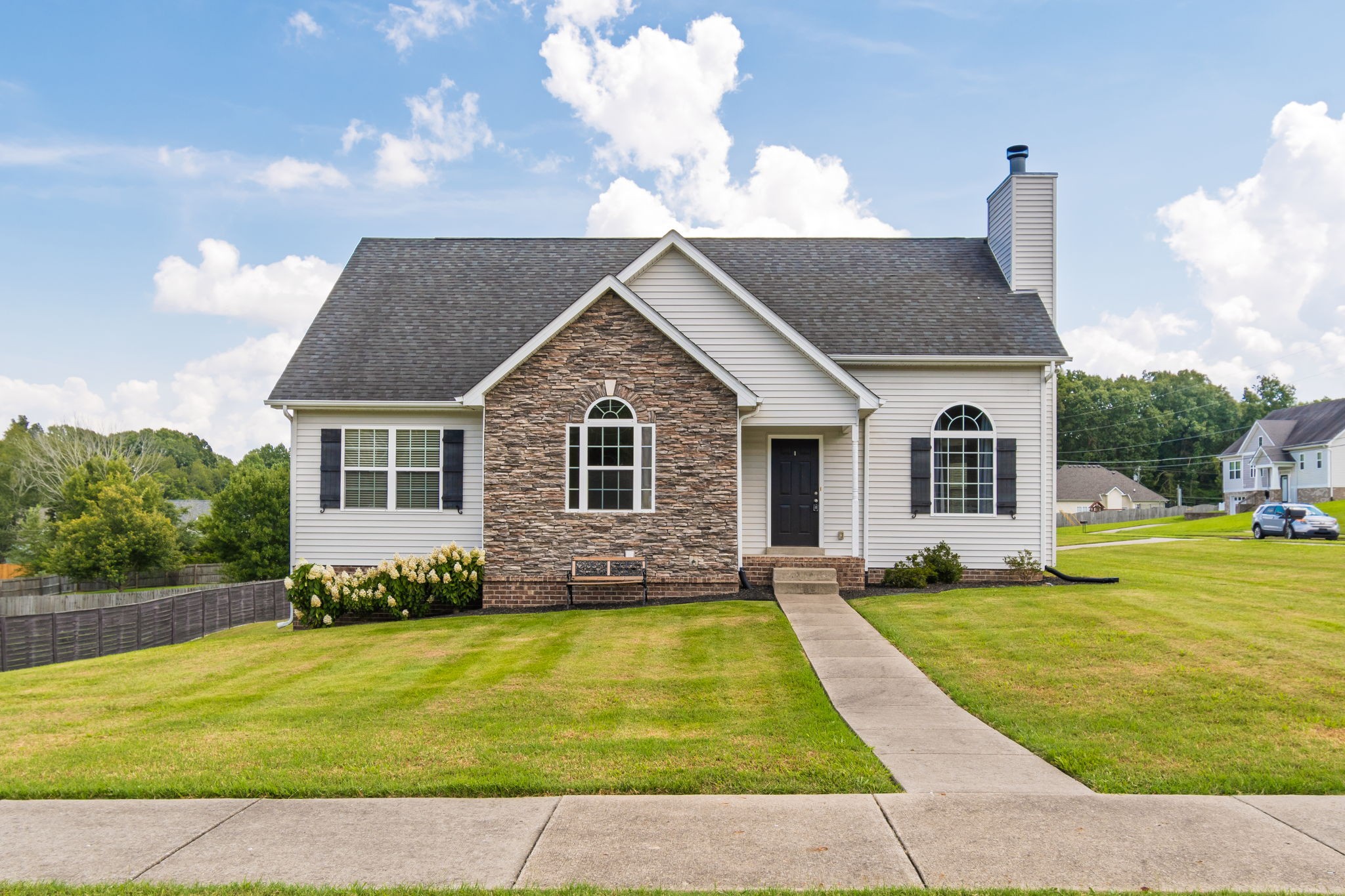 7307 Sheena Ln Property Photo 1