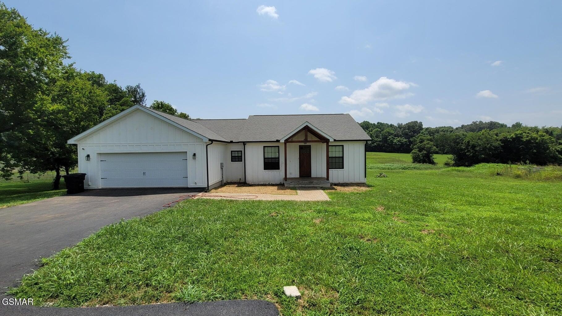707 W Old A J Highway Property Photo 1