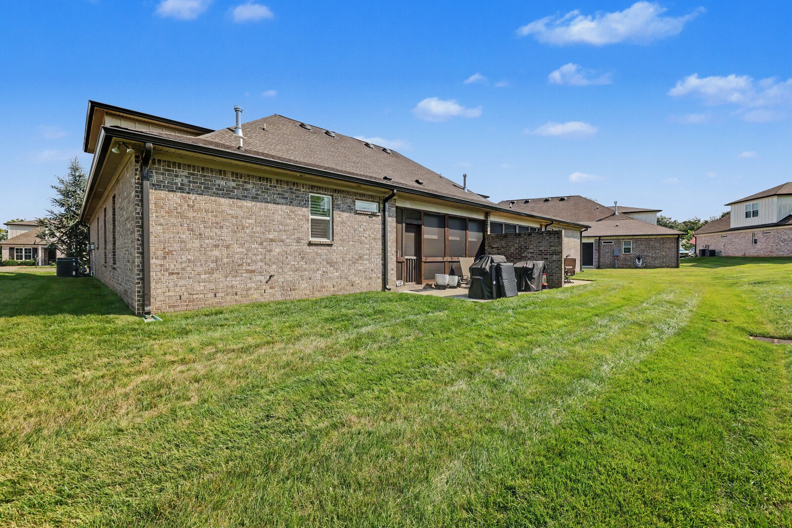 407 Anchor Reserve Cv Property Photo 30