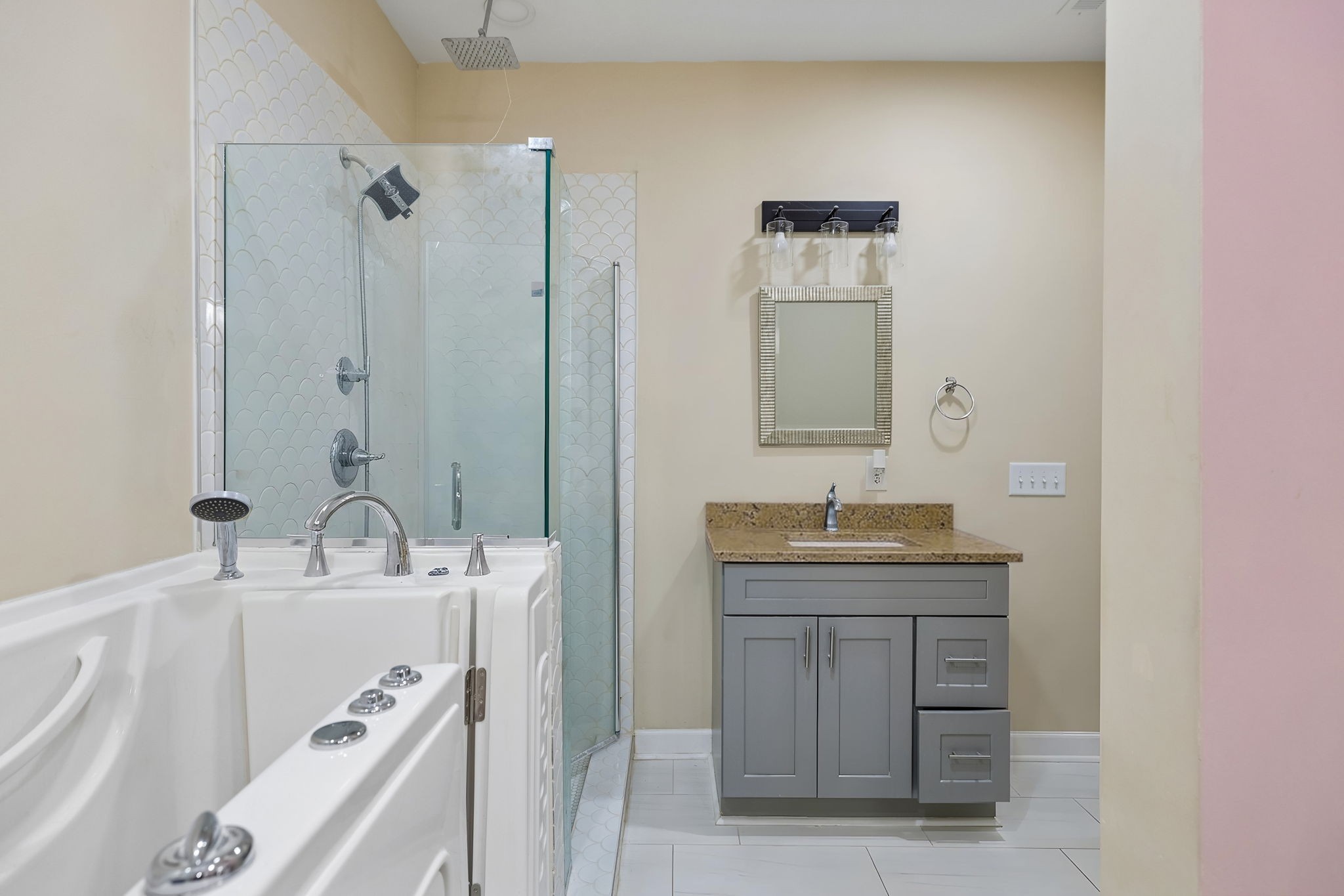 3829 Burrus St Property Photo 26