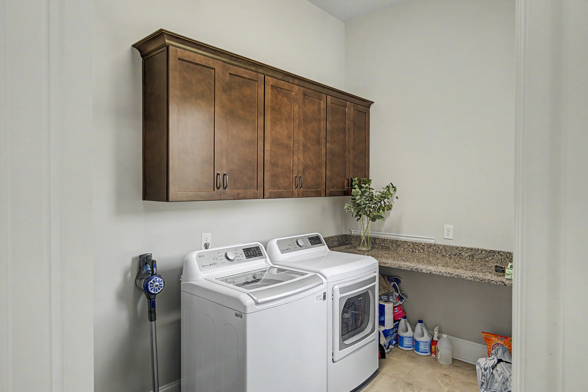9598 Romano Way Property Photo 34