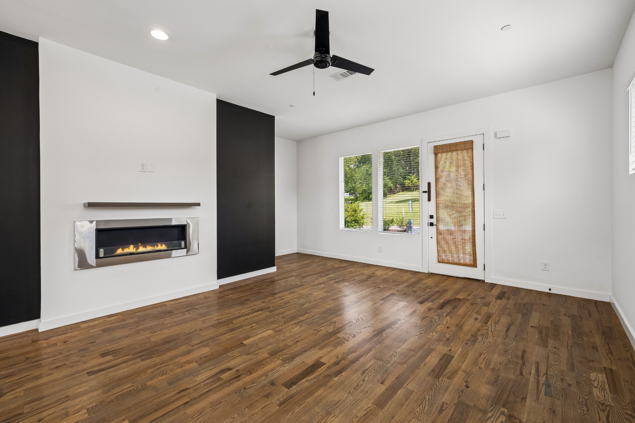 1208 Watts Ter Property Photo 6
