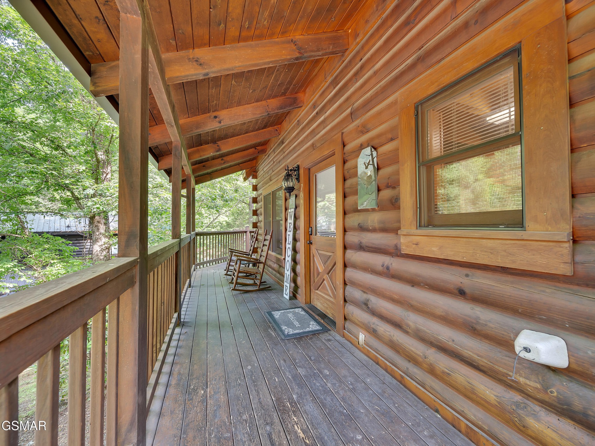 709 Gray Hawk Way Property Photo 2