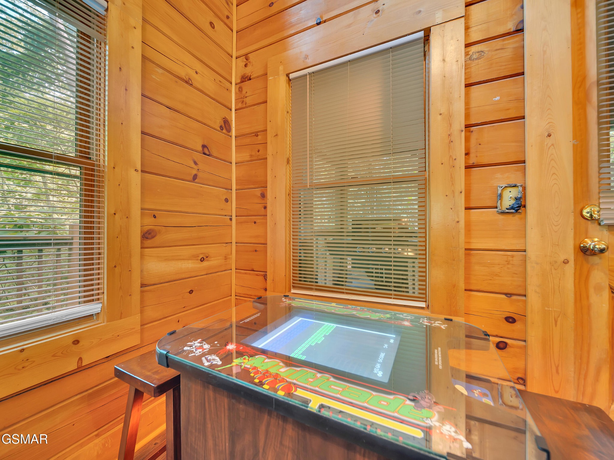 709 Gray Hawk Way Property Photo 8
