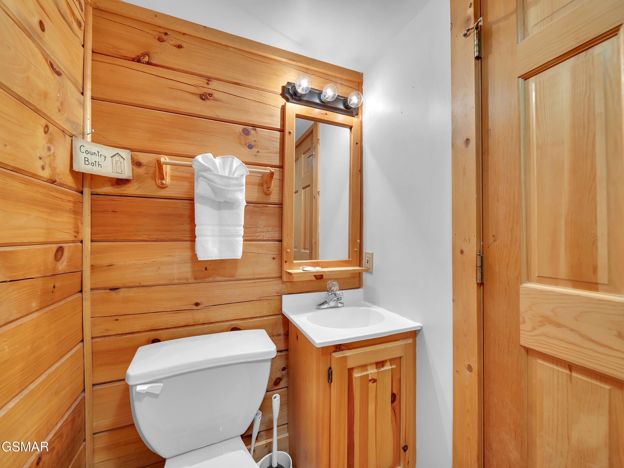 709 Gray Hawk Way Property Photo 15