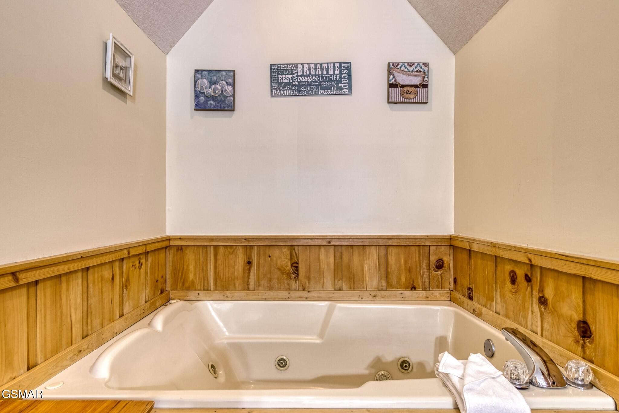 679 Eagles Boulevard Way Property Photo 13