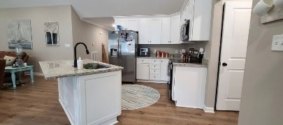 3012 Cambridge Ct Property Photo 6