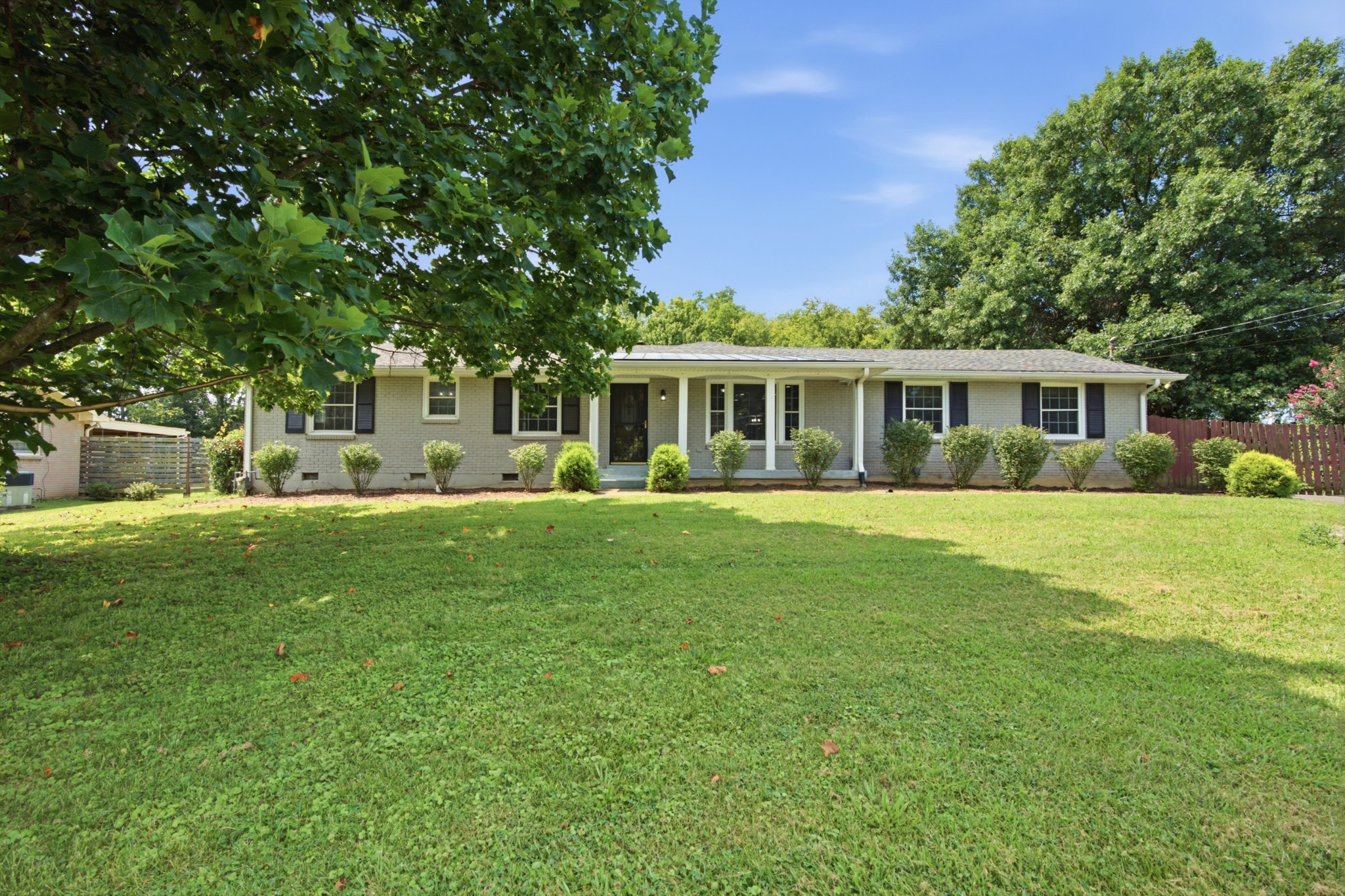 114 Wessington Pl