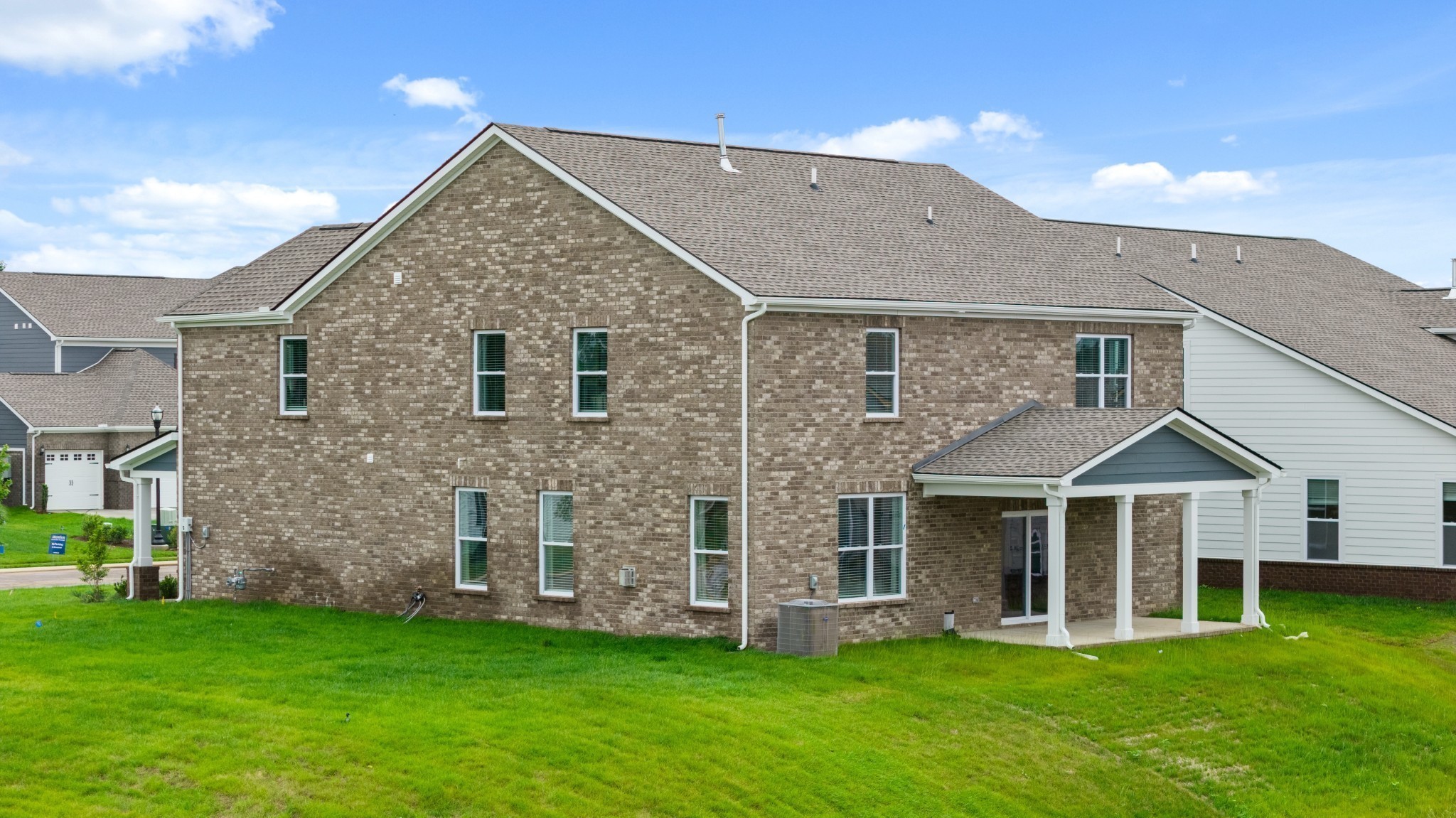 240 Crown Gardens Ct Property Photo 82