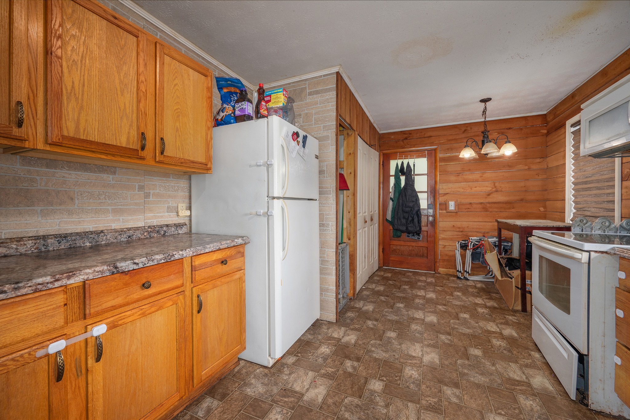 150 Christie Cir Property Photo 6