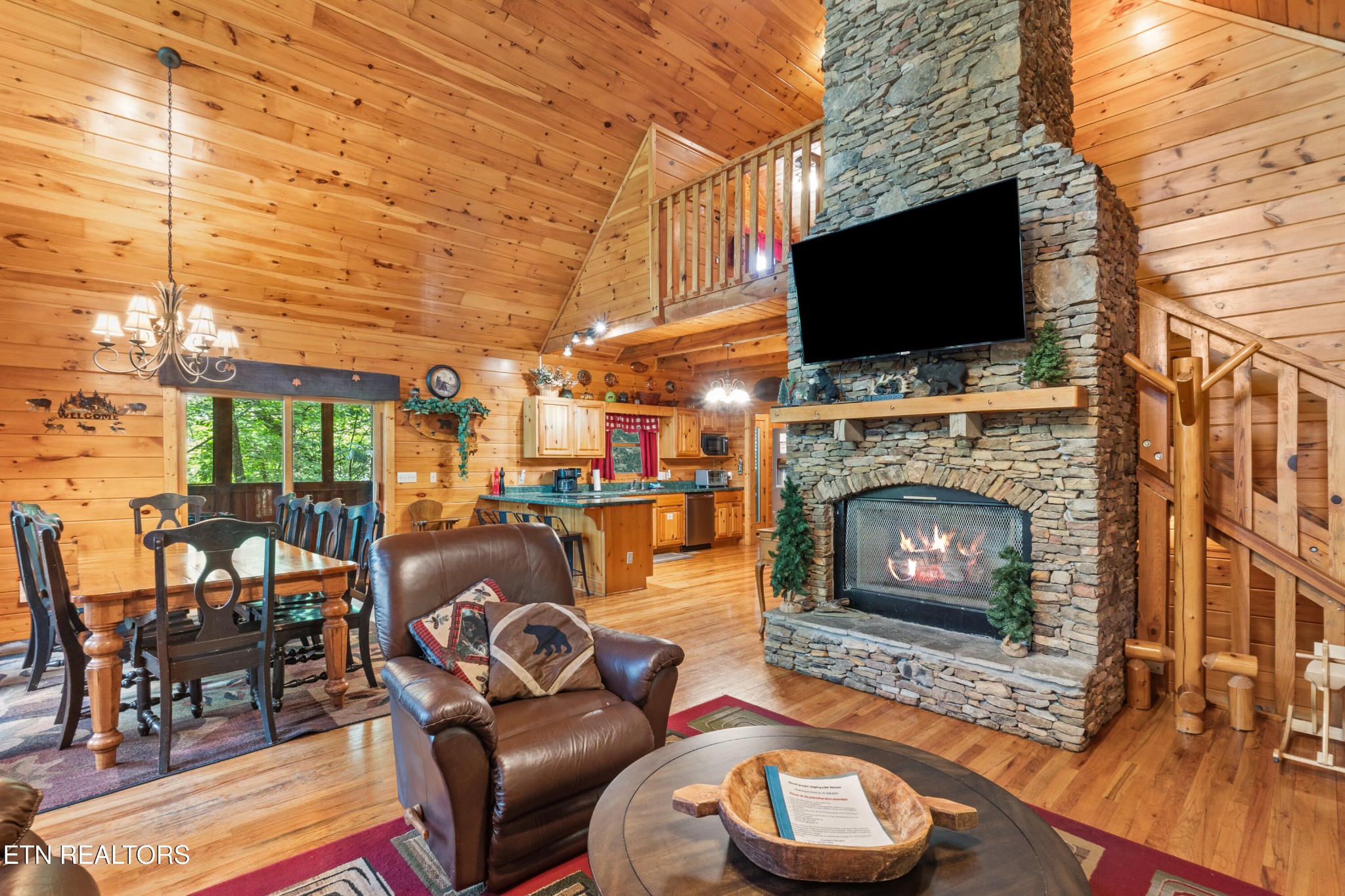 2810 Ridge Creek Circle Property Photo 7