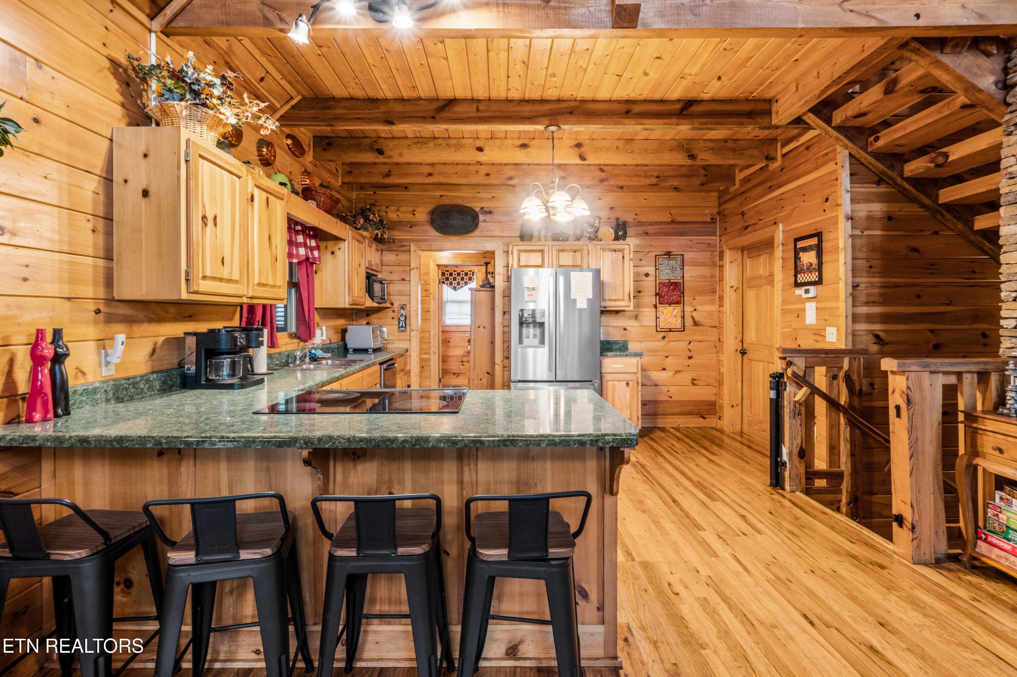 2810 Ridge Creek Circle Property Photo 11