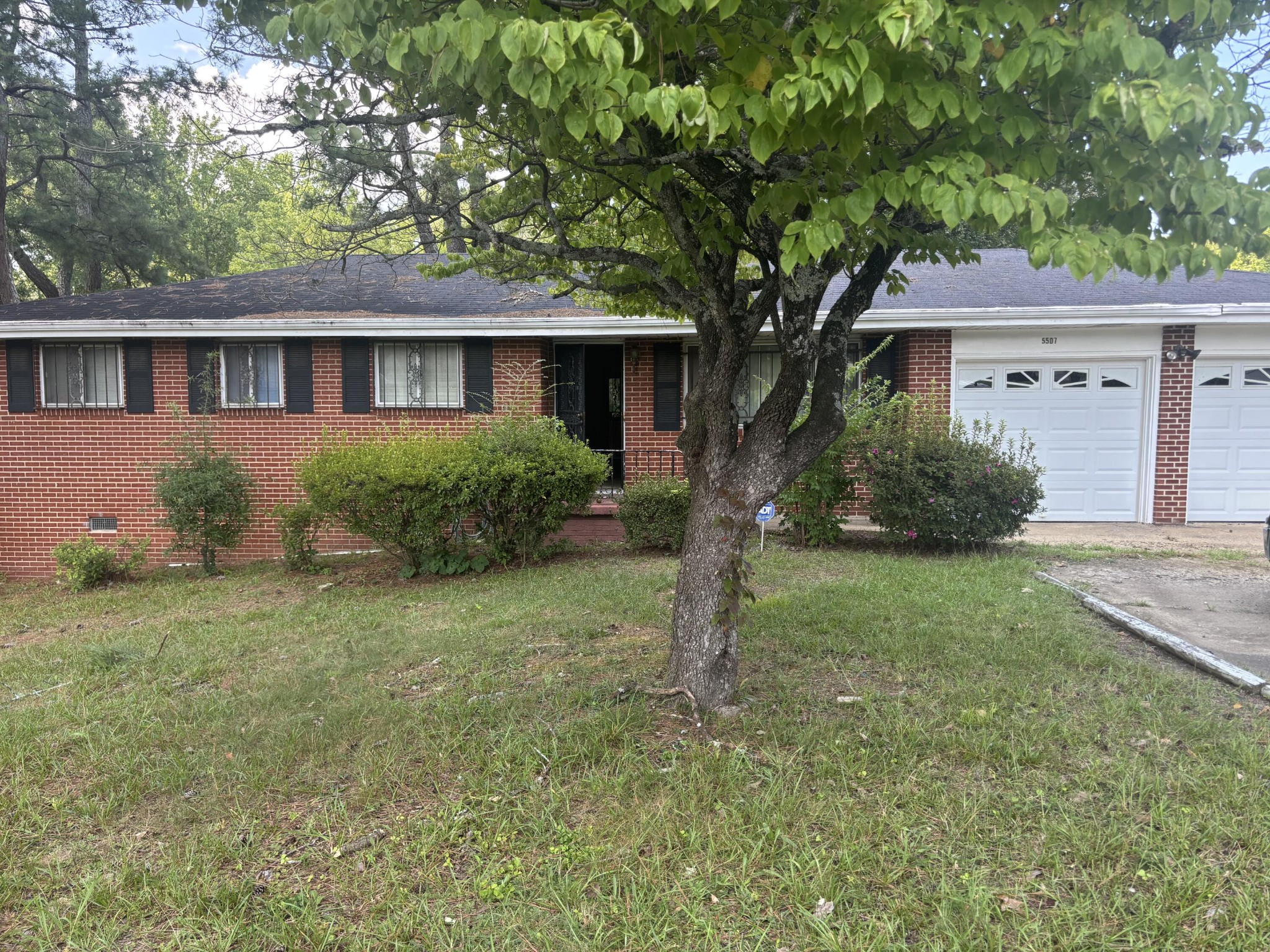 5507 Upshaw Drive Property Photo 1