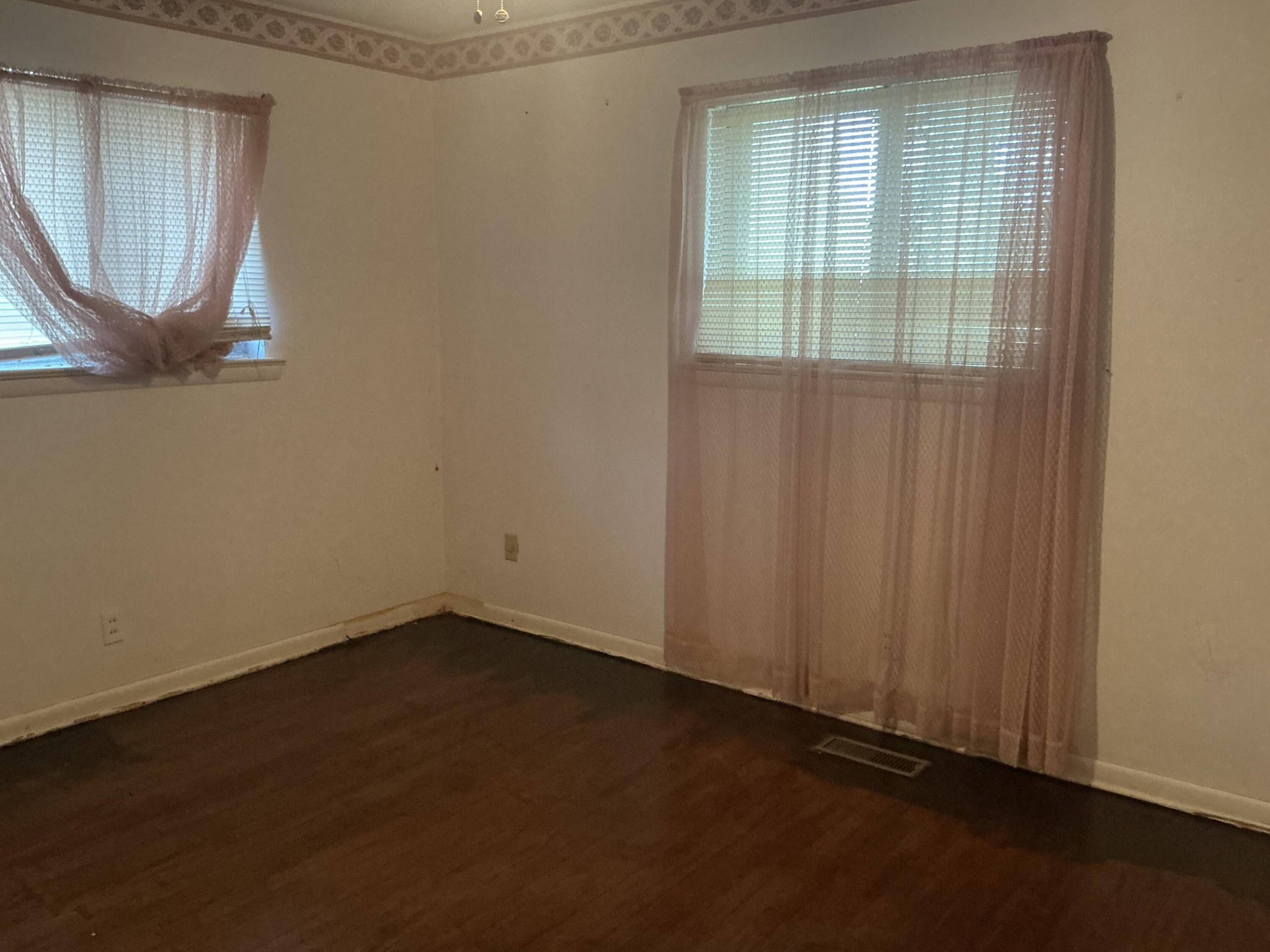 5507 Upshaw Drive Property Photo 23
