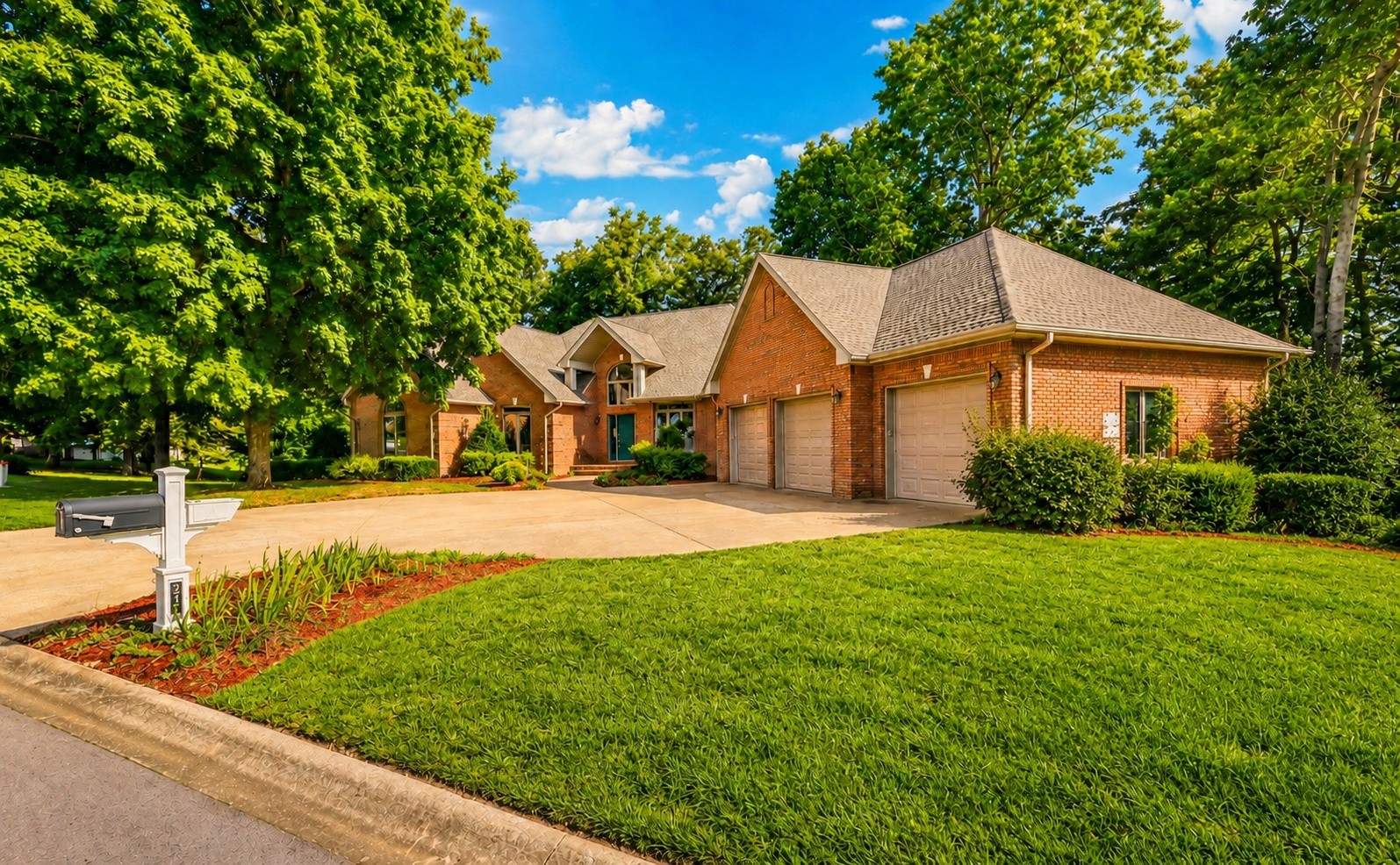 241 Sequoyah Trl Property Photo 2
