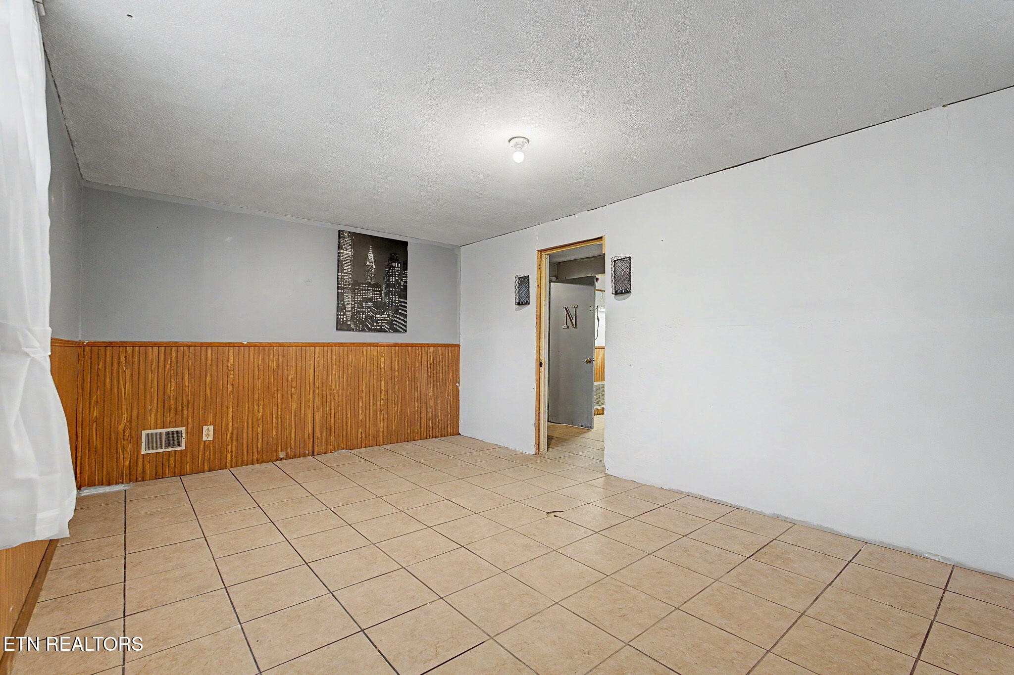 2737 Conrad Drive Property Photo 25