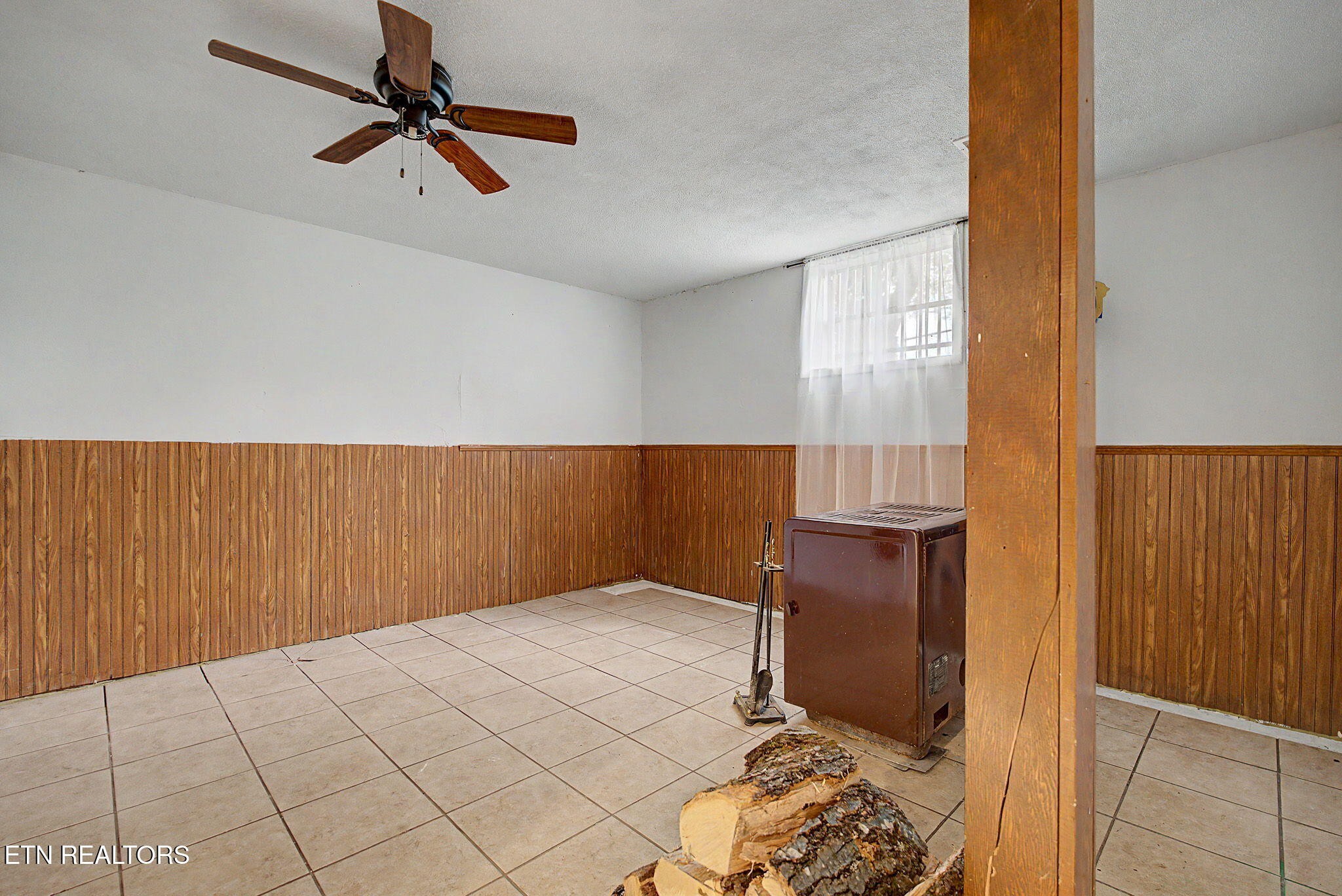 2737 Conrad Drive Property Photo 27