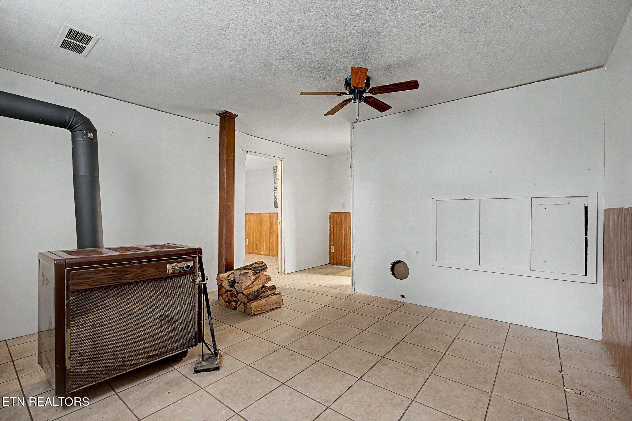 2737 Conrad Drive Property Photo 28