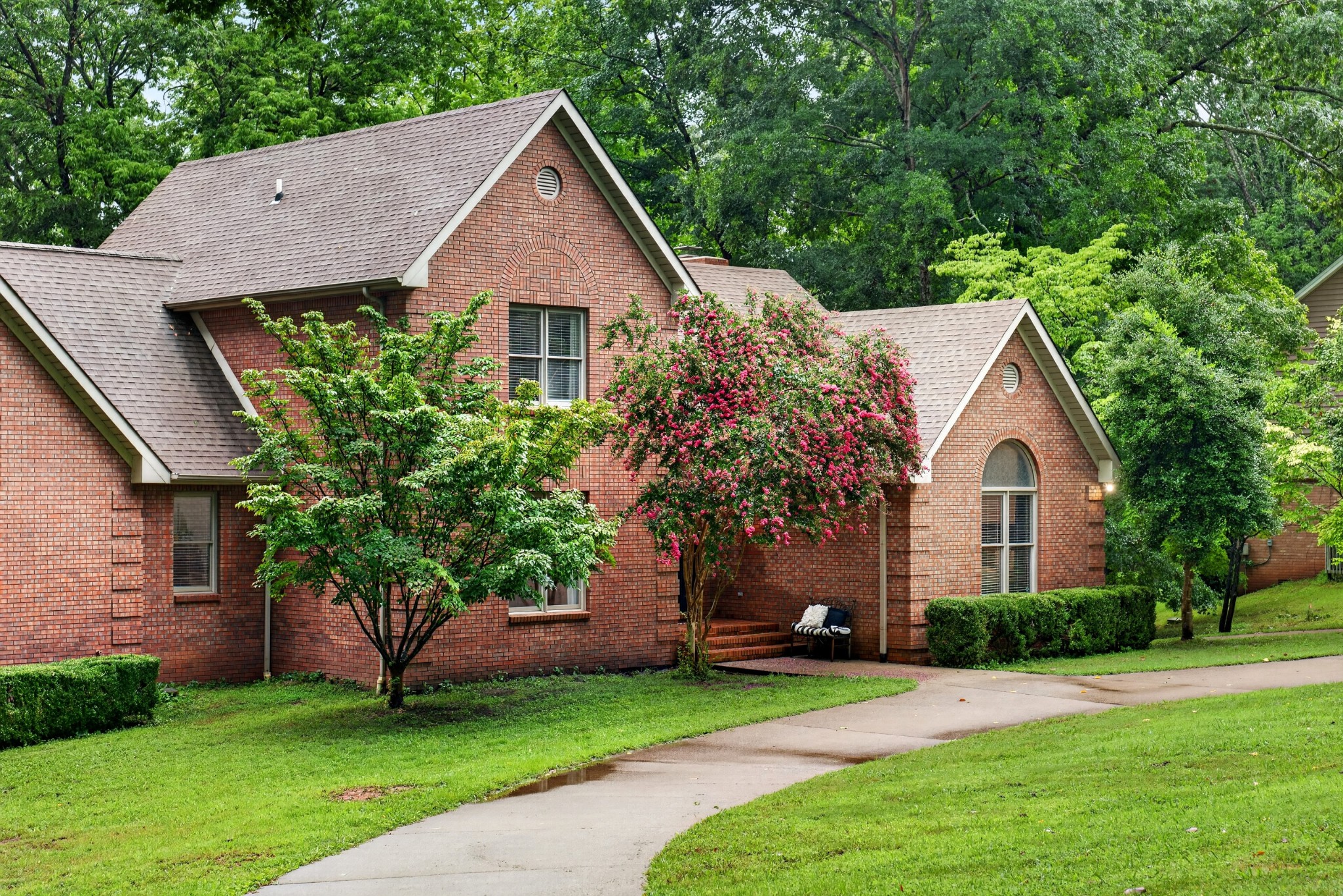 1604 Deerfield Dr Property Photo 8