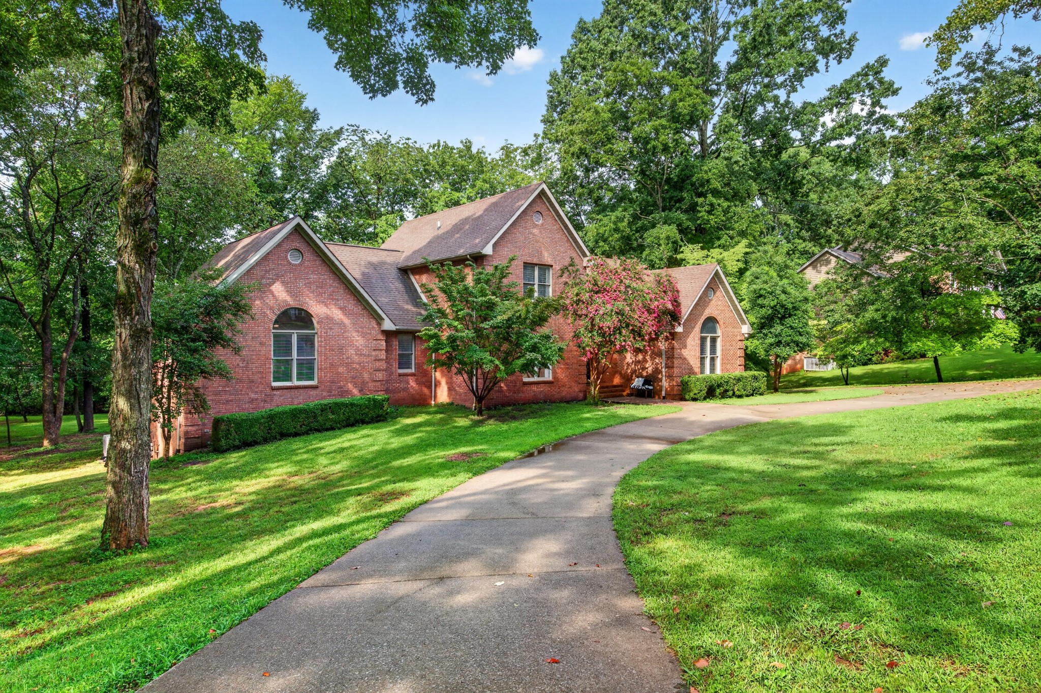1604 Deerfield Dr Property Photo 11