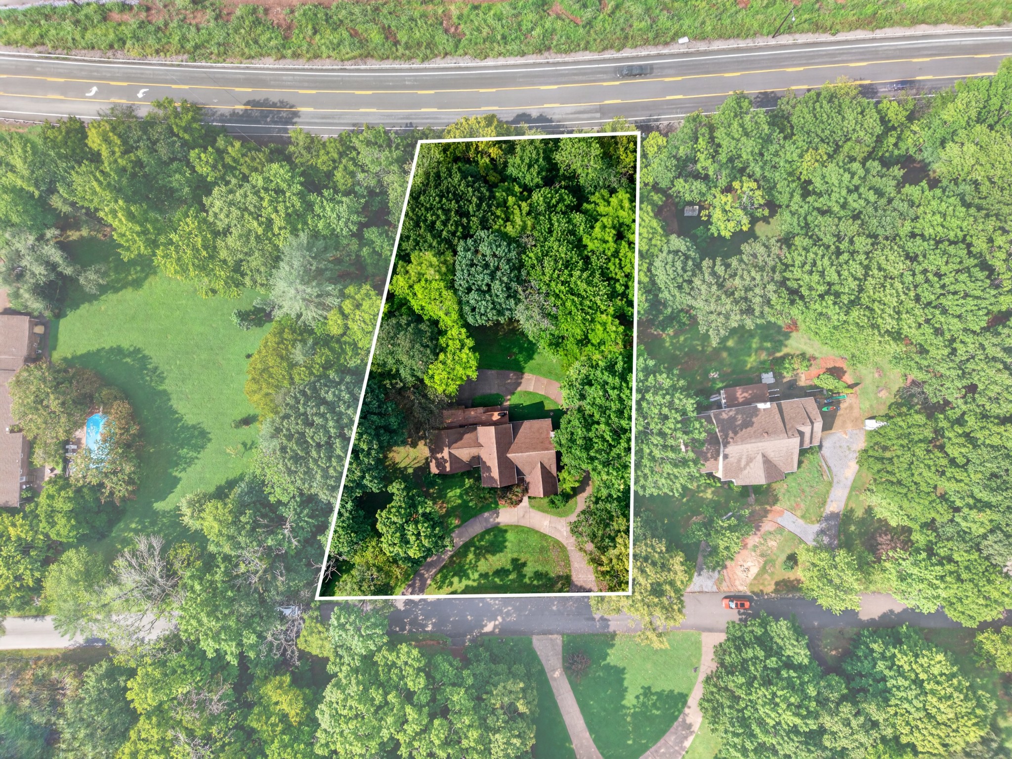 1604 Deerfield Dr Property Photo 12