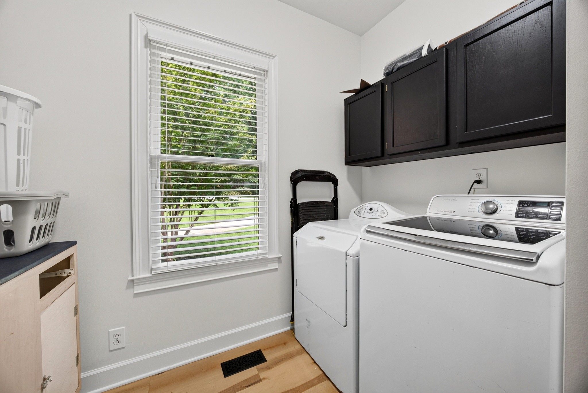 1604 Deerfield Dr Property Photo 48