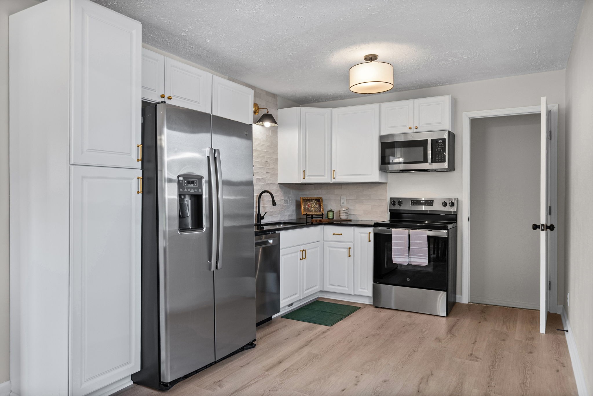259 Raintree Dr Property Photo 10