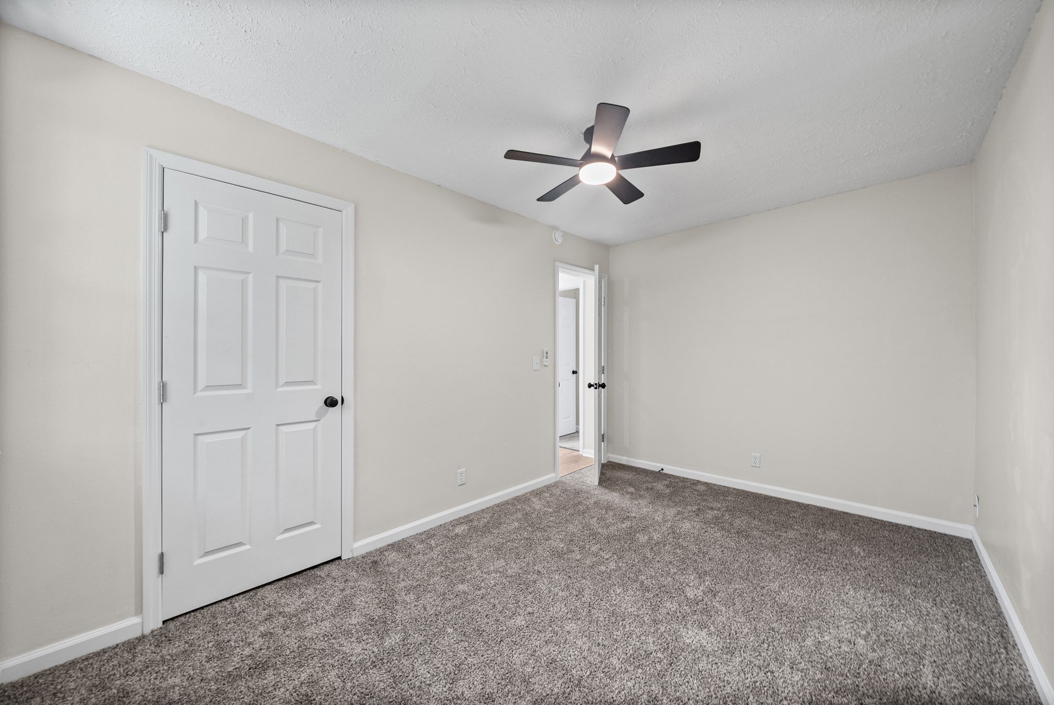 259 Raintree Dr Property Photo 18