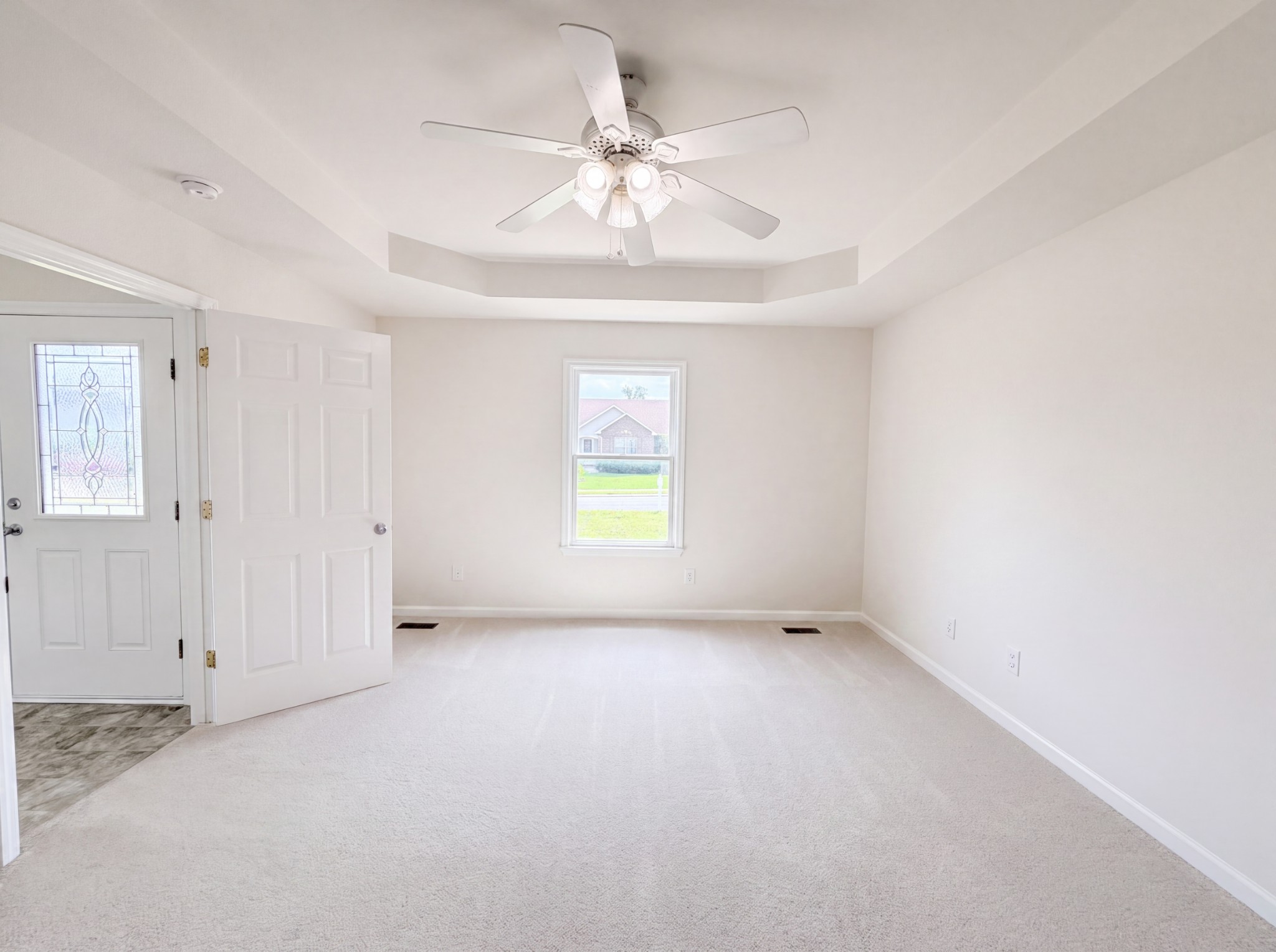 326 Gallop Ln Property Photo 3