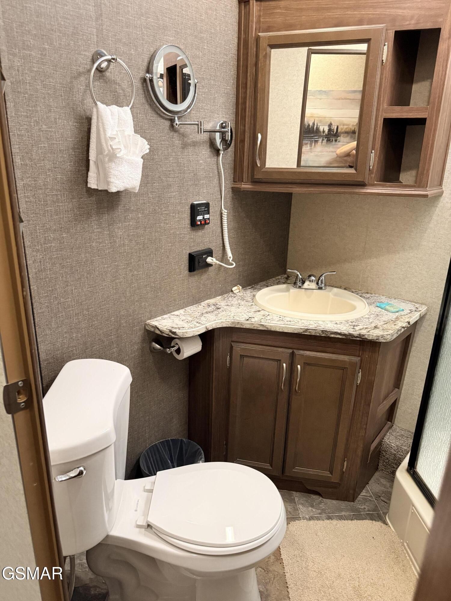 4229 E Parkway Property Photo 22