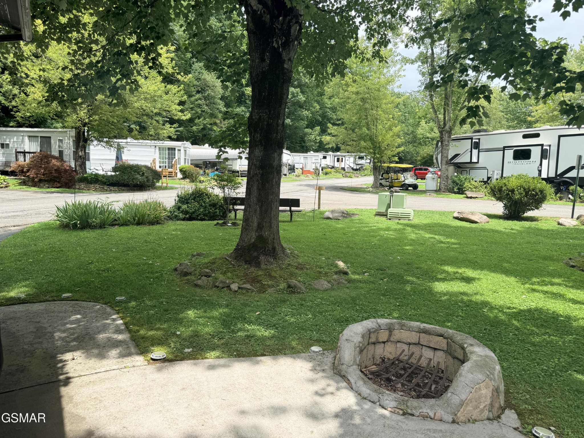 4229 E Parkway Property Photo 10