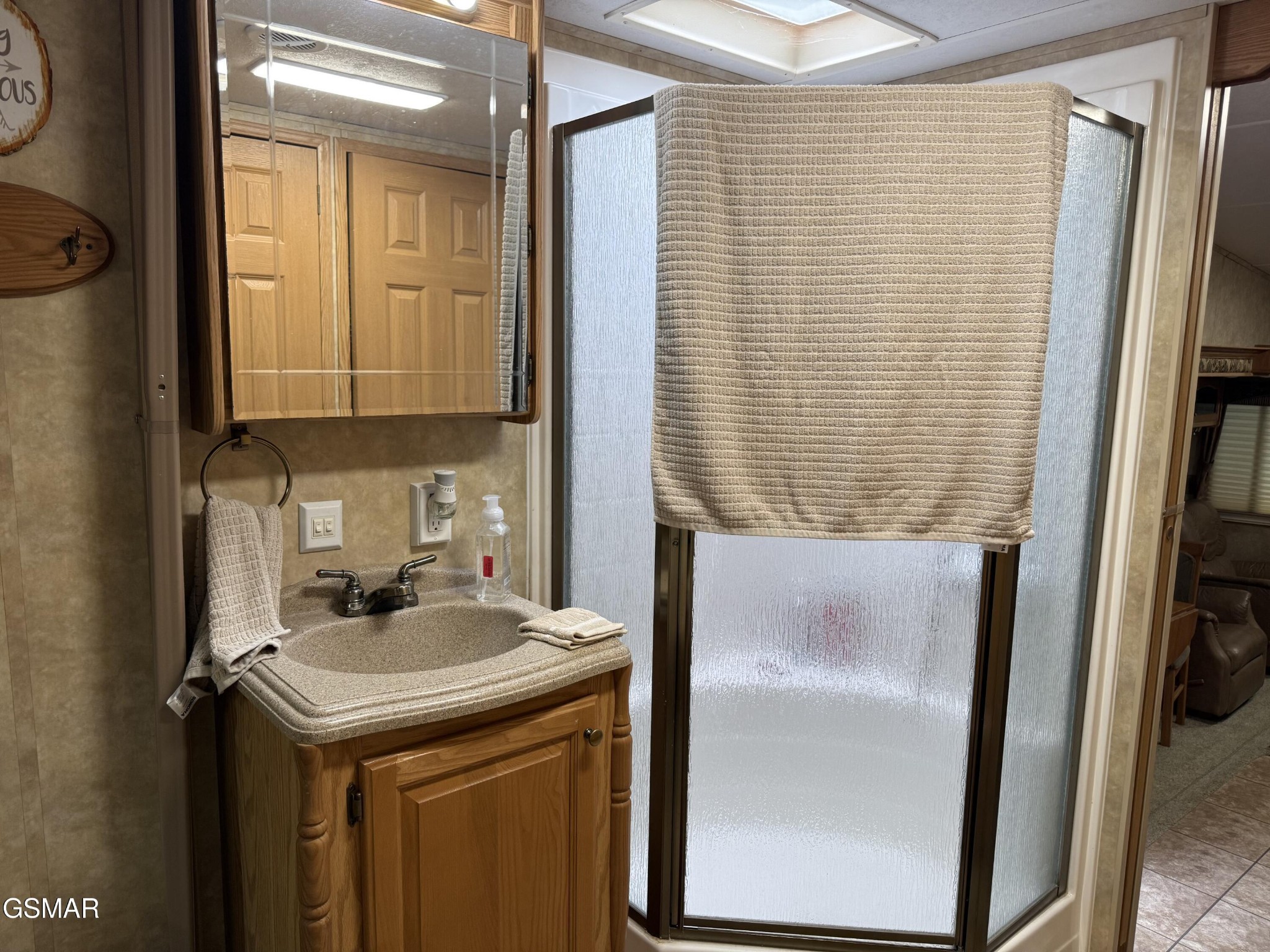 4229 E Parkway Property Photo 19