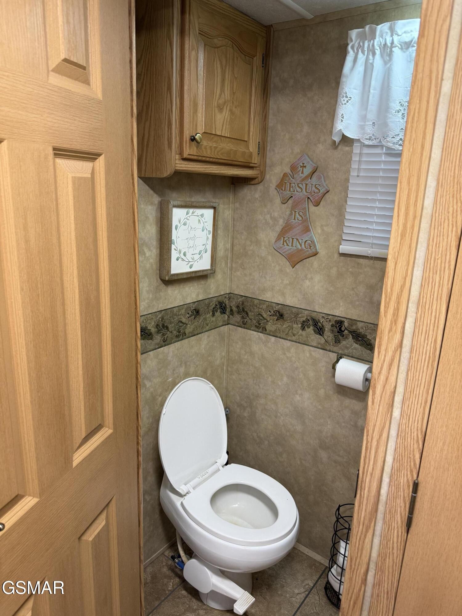 4229 E Parkway Property Photo 20
